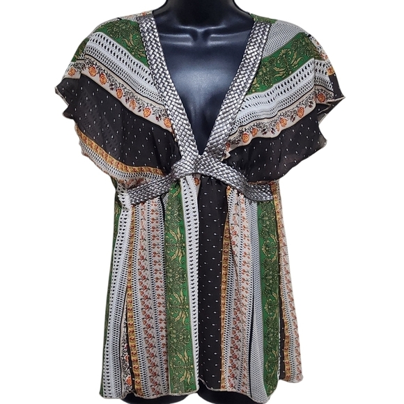 Vintage Charlotte Russe Flutter Sleeve Geometric Flowy V Neck Blouse Size M - Picture 1 of 7